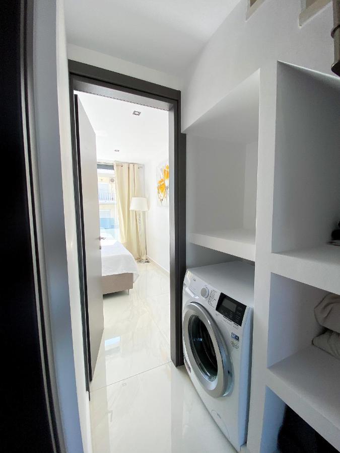 New Modern Deluxe Apartment In Kallithea Kallithea  エクステリア 写真